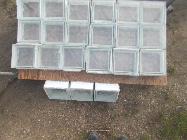 Photo 21 carreaux de verre faire prix image 3/4