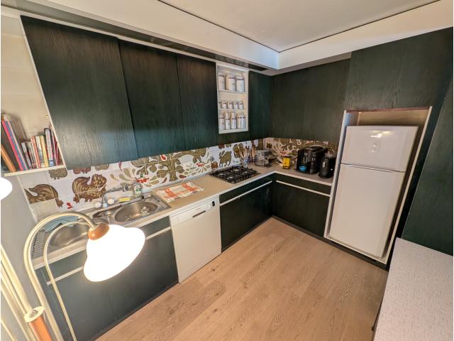 Photo A louer : Bureau privé de 14 m² dans espace partagé avec accès aux services communs image 3/4