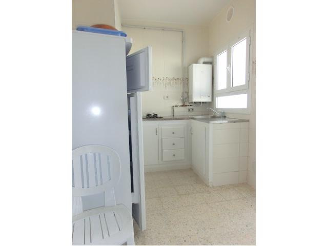 Photo A louer pour la saison estivale un joli appartement à Chott Mariem image 3/4