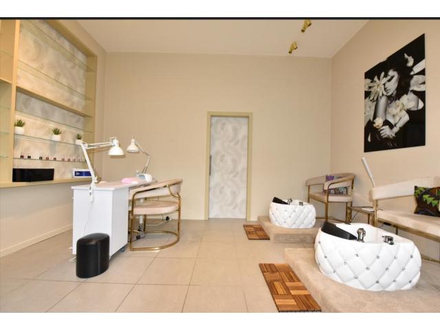 Photo À REMETTRE – Salon de coiffure & esthétique – Bruxelles (Ixelles) image 3/6