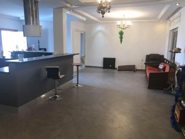 Photo A vendre Complexe habitation Haut Standing (Villa + 6 Appartements et Un studio) Ben Arous image 3/6