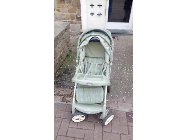 Photo À vendre poussette maxi cossy graco image 3/3
