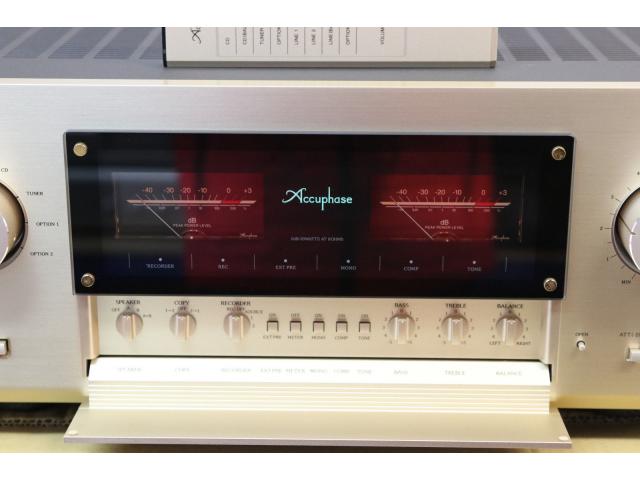 Photo Accuphase e-530 amplificateur image 3/3