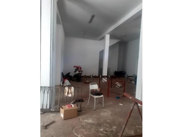 Photo al depot ou atelier a bareket sehel image 3/4