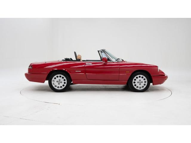 Photo Alfa Romeo 2000 Spider 4 '91 CH11374 image 3/6