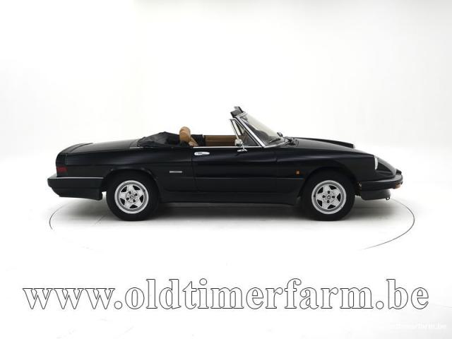 Photo Alfa Romeo Spider 3 '88 CH0622 image 3/6