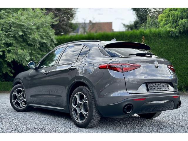 Photo Alfa Romeo Stelvio 2.2 MJD - 01 2020 image 3/6