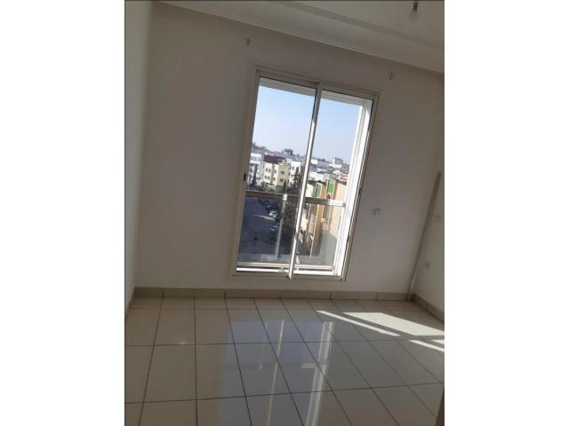 Photo Appartement à louer à naim avec garage et ascenseur image 3/4