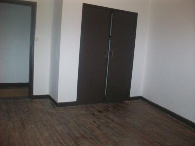 Photo APPARTEMENT AU CHOIX A LOUER A FARAVOHITRA ref#50382 image 3/4