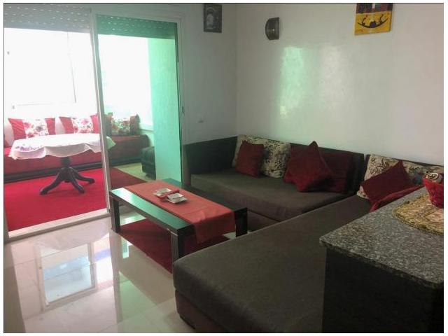Photo appartement avec grand piscine et pied sur mer image 3/6