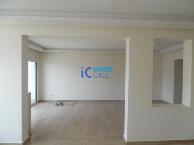 Photo Appartement de 150 m² en location située à Hay Riad image 3/6
