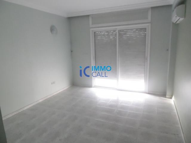 Photo Appartement de 180 m² en location située à l'Agdal image 3/6