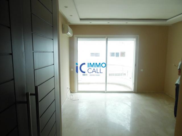 Photo Appartement de 190 m² en location située à l'Agdal image 3/4