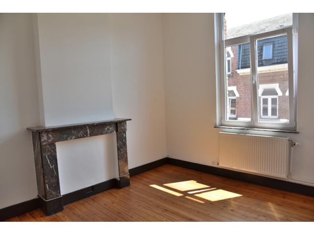 Photo Appartement duplex 2 ch à louer à Namur image 3/6