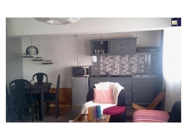 Photo APPARTEMENT DUPLEX CONFORT MEUBLE A LOUER A AMBOHIDAHY Réf:LAM301100262 image 3/3