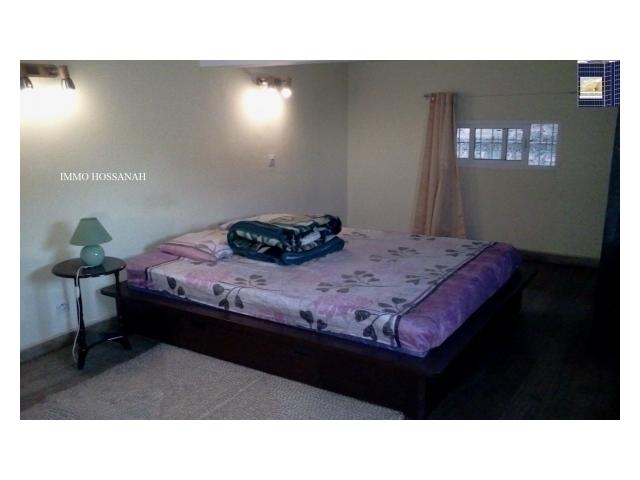 Photo APPARTEMENT DUPLEX CONFORT MEUBLE A LOUER A AMBOHIDAHY Réf:LAM309012 image 3/3