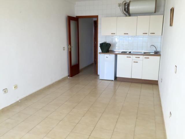 Photo Appartement F2 avec parking située en 1ere ligne de mer a Roses image 3/6