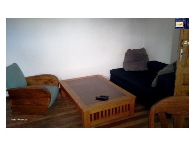 Photo APPARTEMENT T2 CONFORT MEUBLE A LOUER A AMBONDRONA Réf:LAM 3010986 image 3/4