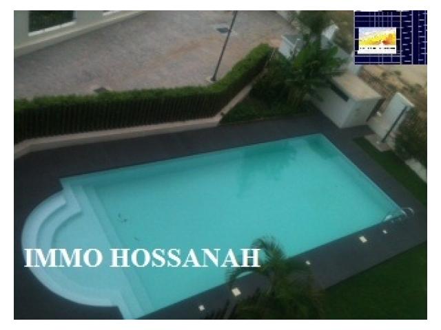 Photo APPARTEMENT T2 MEUBLE DE HAUT STANDING A LOUER A ANALAMAHINTSY Réf:LAM30103594 image 3/3