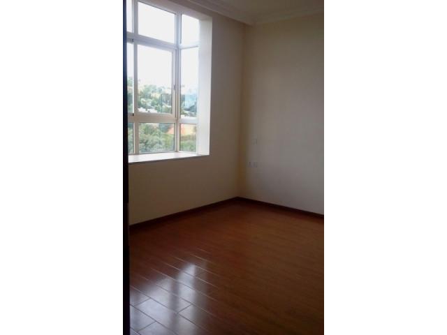 Photo APPARTEMENT T4 DE STANDING A VENDRE A AMBATOBE Réf:AVAPP 301100305 image 3/3