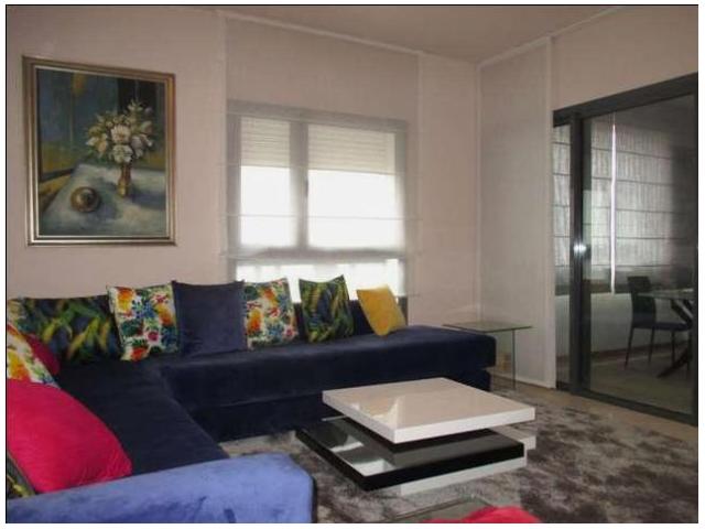 Photo Appartement vide avec terrasse  FinanceCity image 3/6