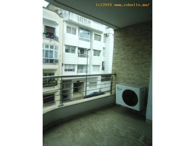 Photo Appartement vide lux en location à Rabat Agdal image 3/6