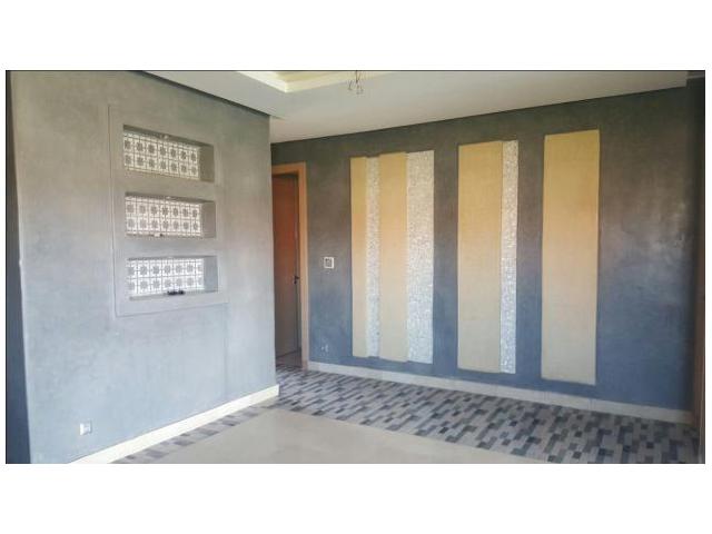Photo Appartement vide sur Av Mohamed 6 image 3/6