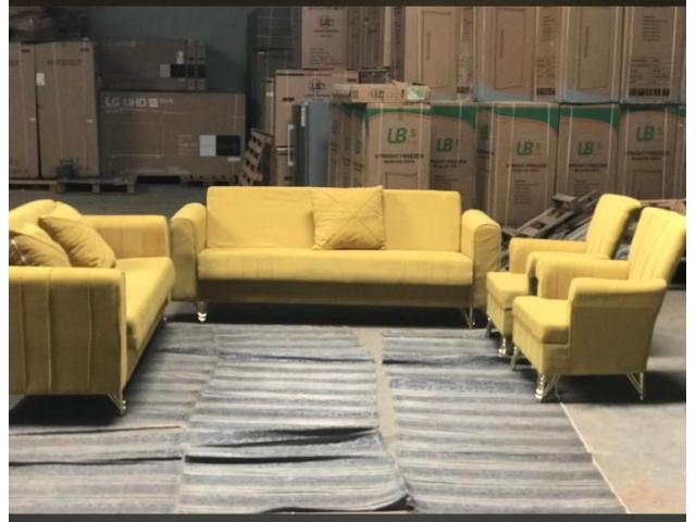 Photo ARRIVAGE EXCEPTIONNEL DE SALONS ET FAUTEUILS ORTHOPÉDIQUES image 3/4