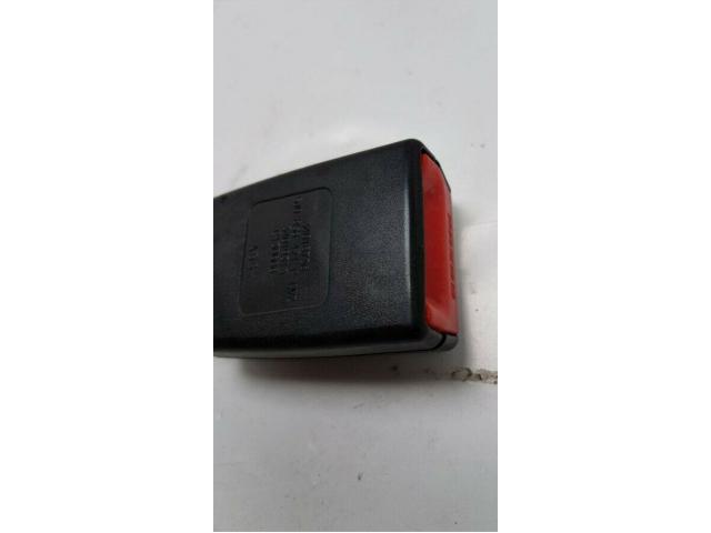 Photo Attache ceinture avant gauche de SKODA FABIA image 3/3