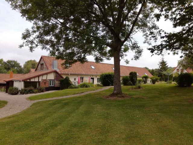 Photo Au Domaine d'Etreuille, 4 gîtes avec piscine image 3/6