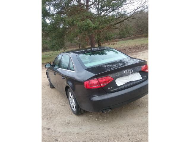 Photo Audi A4 2.0 L TDI 140cv ambiente image 3/5