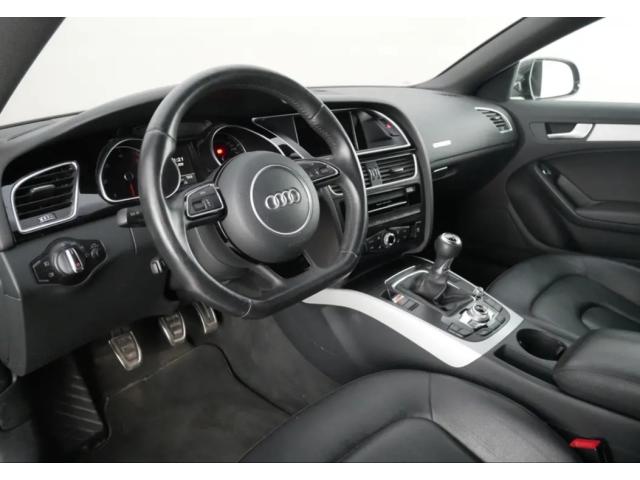 Photo Audi a5 s line noir image 3/6