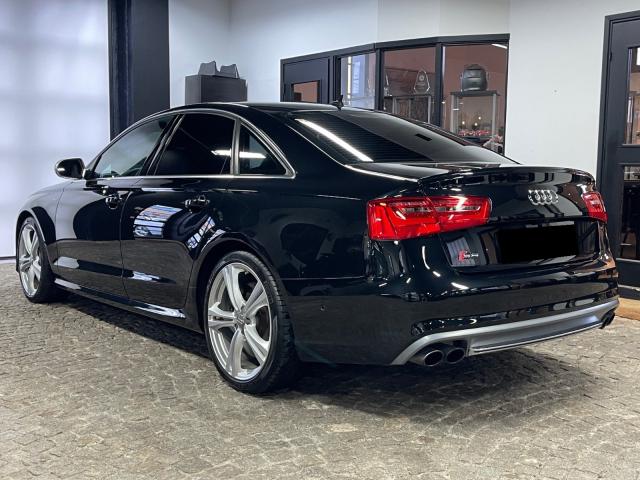 Photo Audi RS6 Avant V8 4.0 TFSI 560 Quattro Tiptronic 8 image 3/5