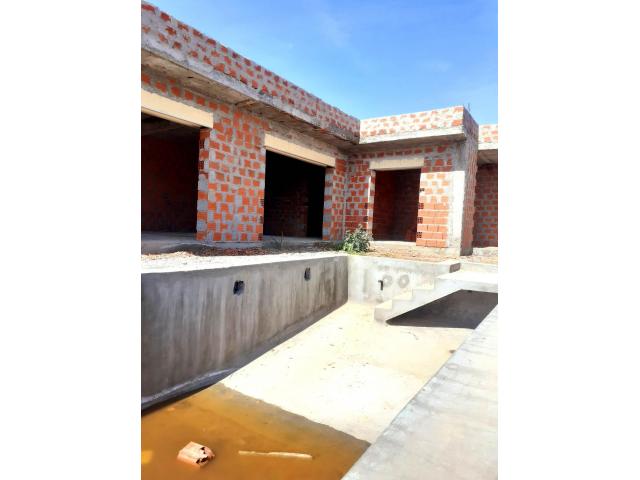 Photo av deux villas avec piscine inachevés a hammamet sud image 3/3