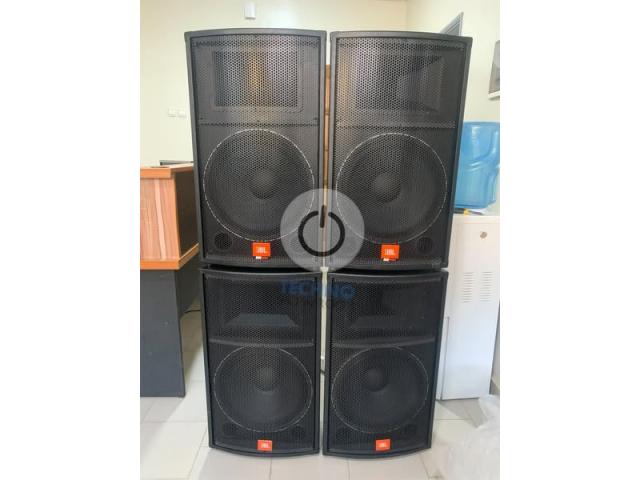 Photo BAFFLES JBL ET ENCEINTES A TRES BON PRIX N°003. image 3/5