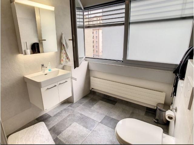 Photo Bel appartement 1 pièce 33m² à deux pas de la gare CFF et des écoles. image 3/4