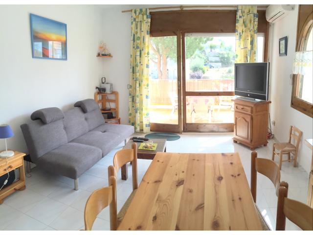 Photo Bel appartement a Puig Rom avec parking et piscine communautaires image 3/6