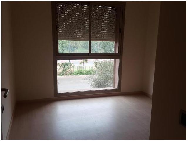 Photo Bel appartement vide 3ch sur Av Mohammed 6 image 3/6