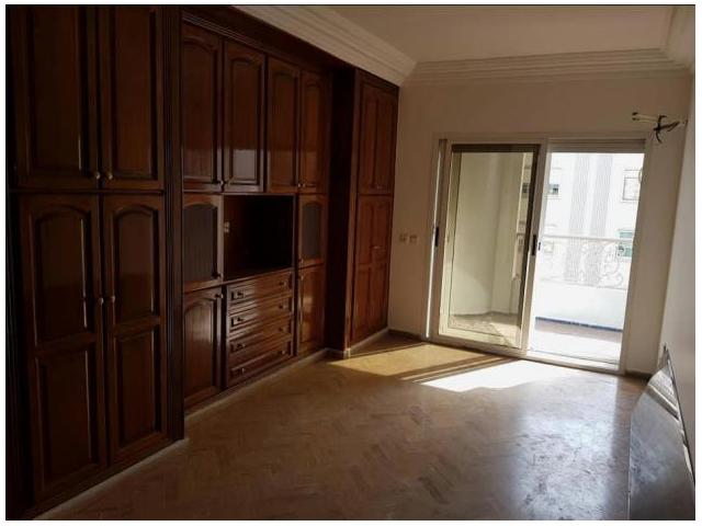 Photo Bel Appartement Vide à Triangle D OR image 3/6