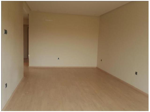 Photo Bel appartement vide sur Av Mohammed 6 image 3/6