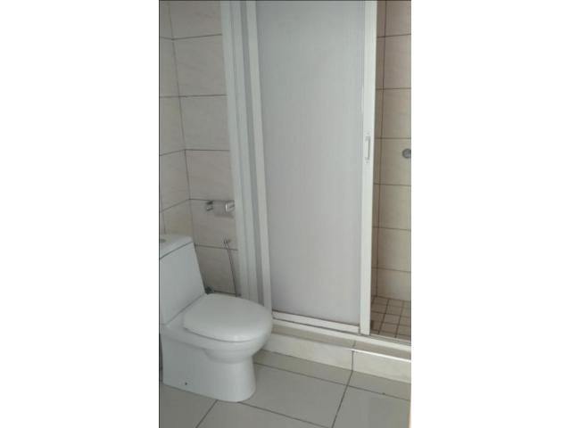 Photo Belle Garçonnière à résidence amirat Naïm assanceur garage image 3/5