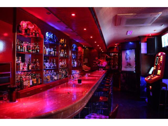 Photo Benidorm.Altea. Espagne. Fonds de commerce pub, bar de nuit, vins, musique image 3/3