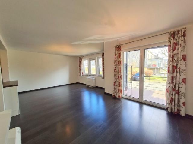Photo BERTRIX centre : bel appartement, REZ, 2-3ch, terrasse. image 3/6