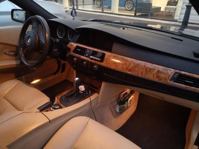 Photo BMW 530 D  3.0L 6 CYLINDRES image 3/3