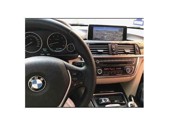 Photo BMW série 3 luxury image 3/3