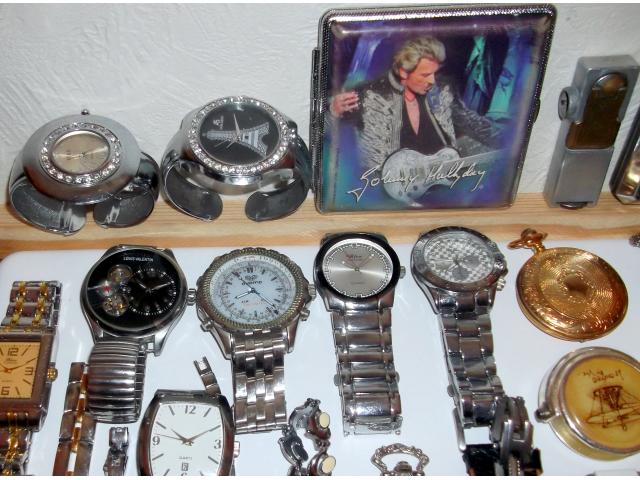 Photo braderie de Lille ou autres brocantes lot de 30 montres. image 3/6