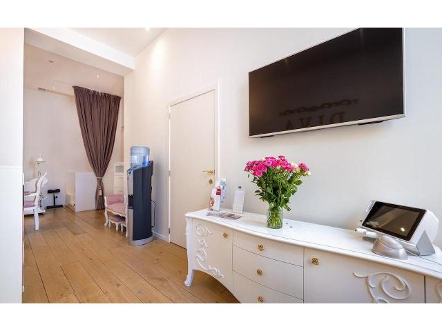 Photo Cabine estetique ,therapie,massage image 3/6