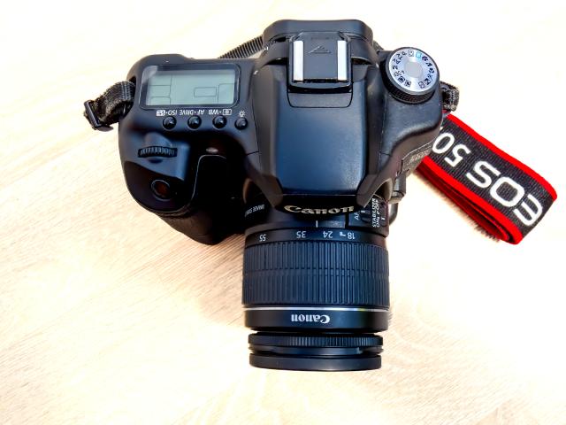 Photo Canon EOS 50D + Grip Battery ***3470 Clics*** + Canon EF-S 18-55mm IS II image 3/6