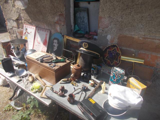 Photo casquettes pipes etc faire un prix image 3/3