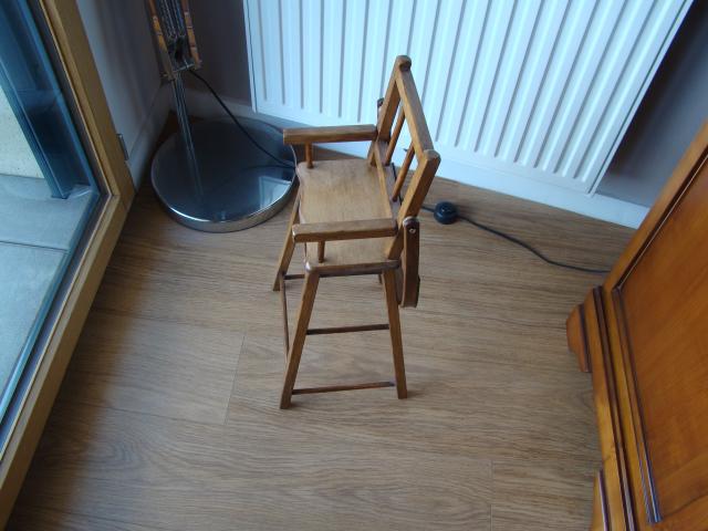 Photo CHAISE BEBE MINIATURE image 3/3